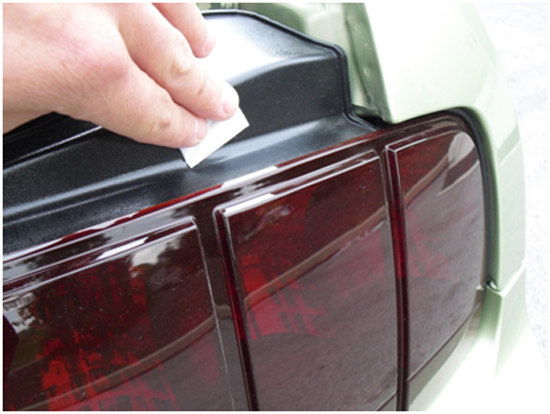 Mustang Smoked Taillight Covers (05-09) 4