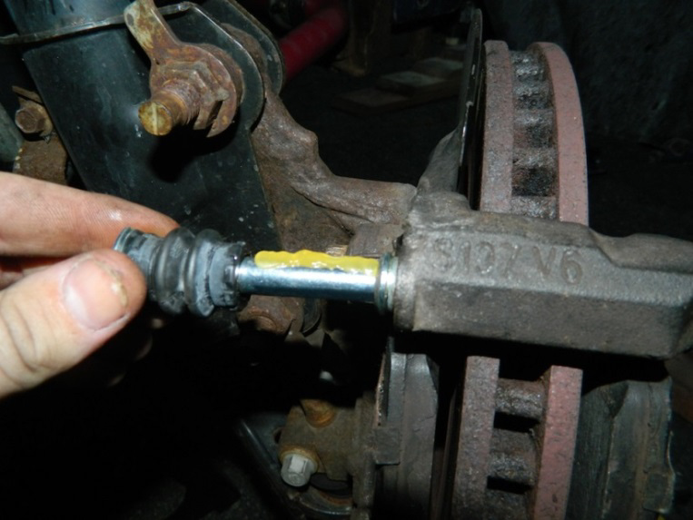 How To Install a Brake Caliper Bolt Kit Front on Your 20052009