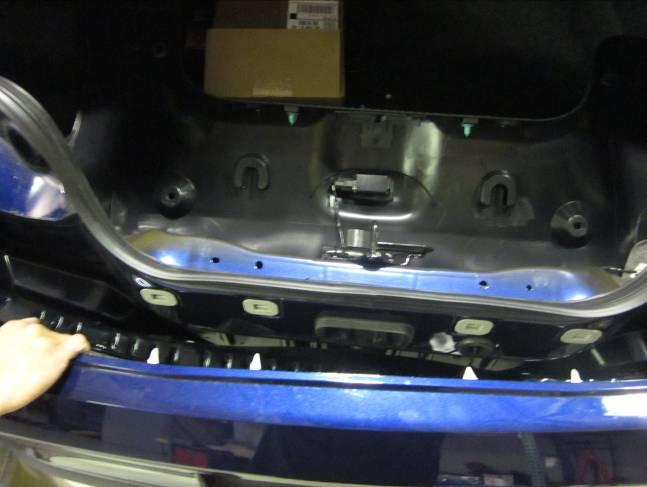 rtr-rear-diffuser-with-3pc-splitter-install