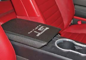 arm-rest-cover-running-pony-logo-install