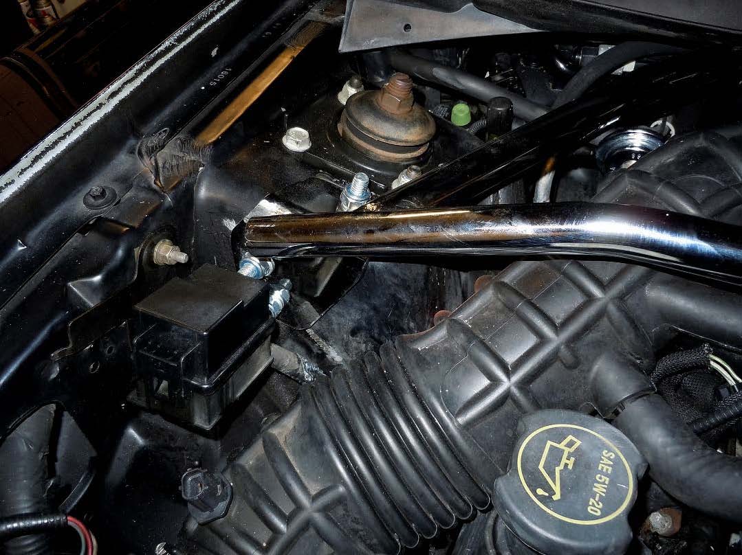 sr-performance-chrome-strut-tower-brace-94-04-gt-v6