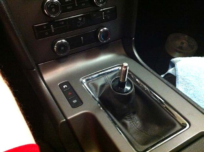 retro-style-6-speed-shift-knob-white-11-13-all