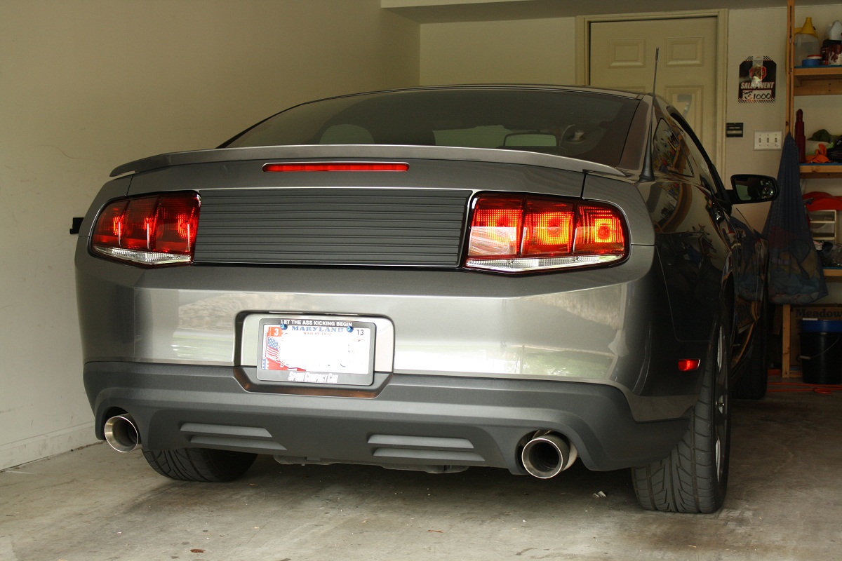 raxiom-smoked-aero-tail-lights-10-12-all