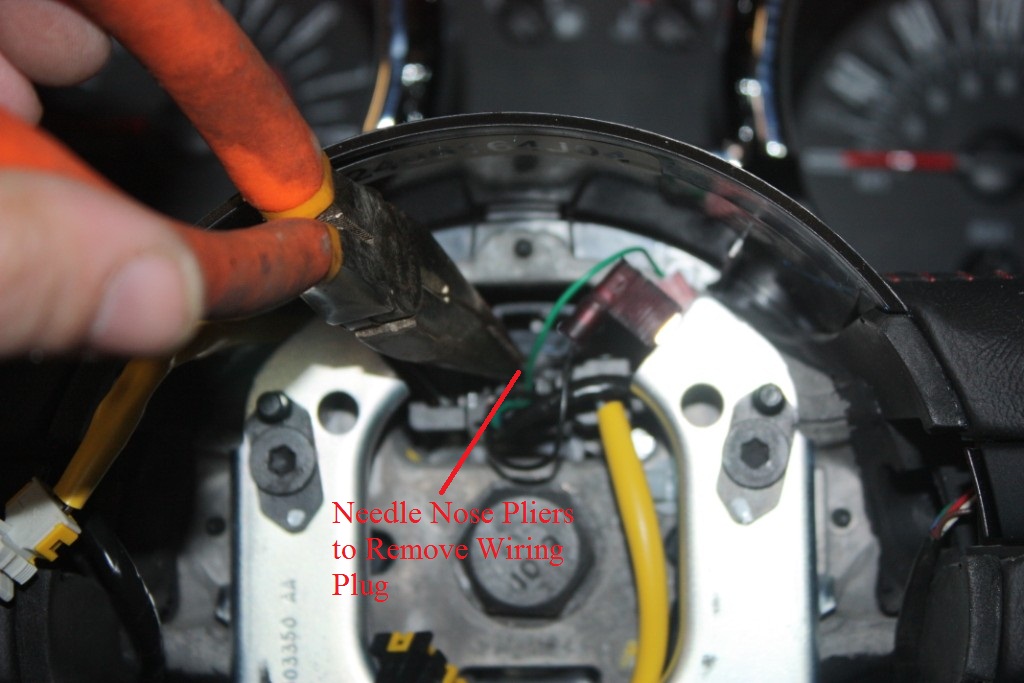 ford-racing-gt500-steering-wheel-05-09-all