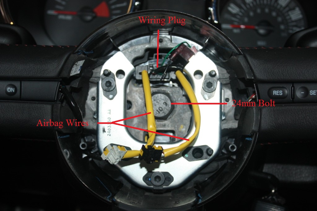 ford-racing-gt500-steering-wheel-05-09-all