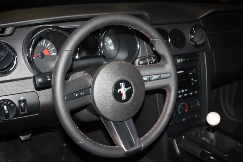 ford-racing-gt500-steering-wheel-05-09-all