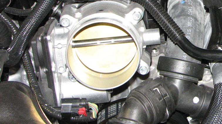 edelbrock-e-force-supercharger-kit-11-12-gt