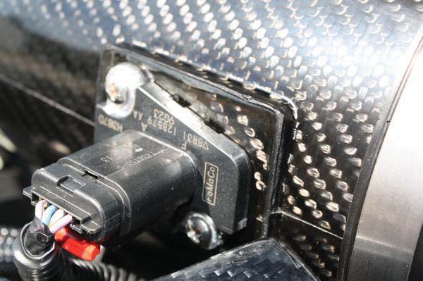 jlt-performance-cold-air-intake-carbon-fiber-11-12-gt