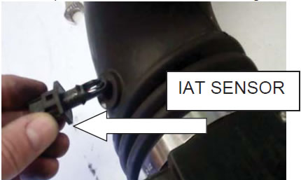 jlt-performance-next-generation-ram-air-intake-03-04-cobra