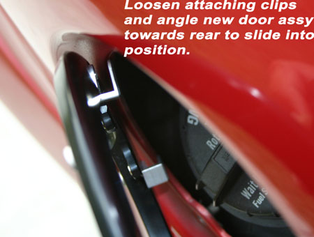 shr-chrome-fuel-door-gt-logo-94-04-all
