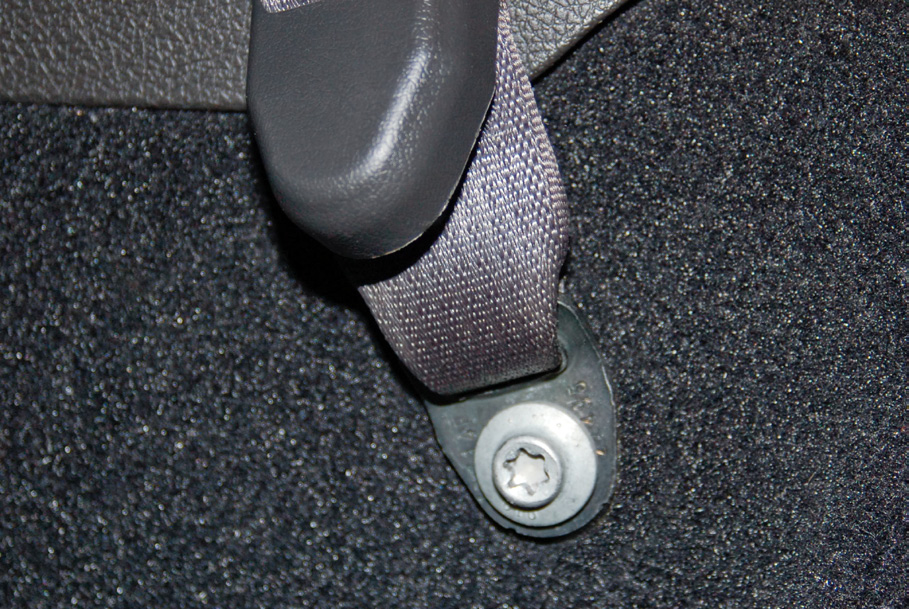 corbeau-seat-belt-harness-bar-coupe-05-12-all
